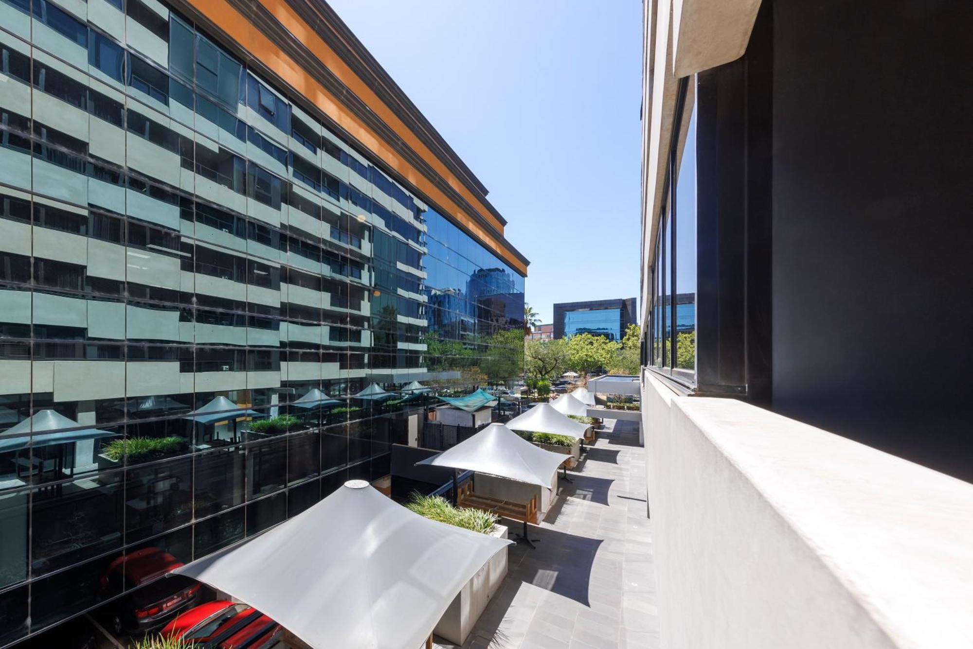Oaks Melbourne St Kilda Road Hotel Bagian luar foto