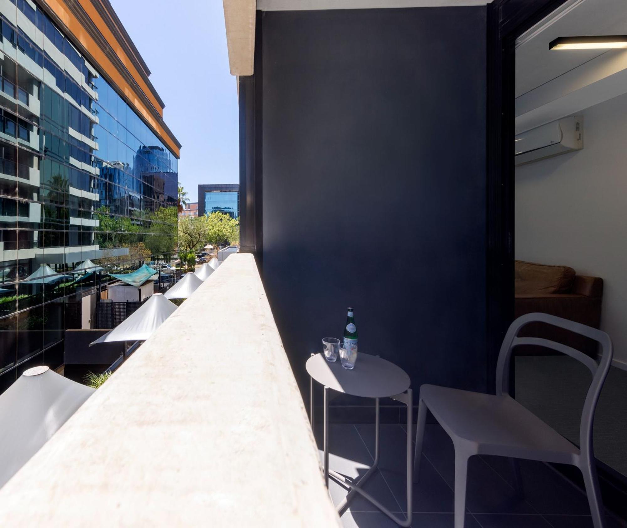 Oaks Melbourne St Kilda Road Hotel Bagian luar foto