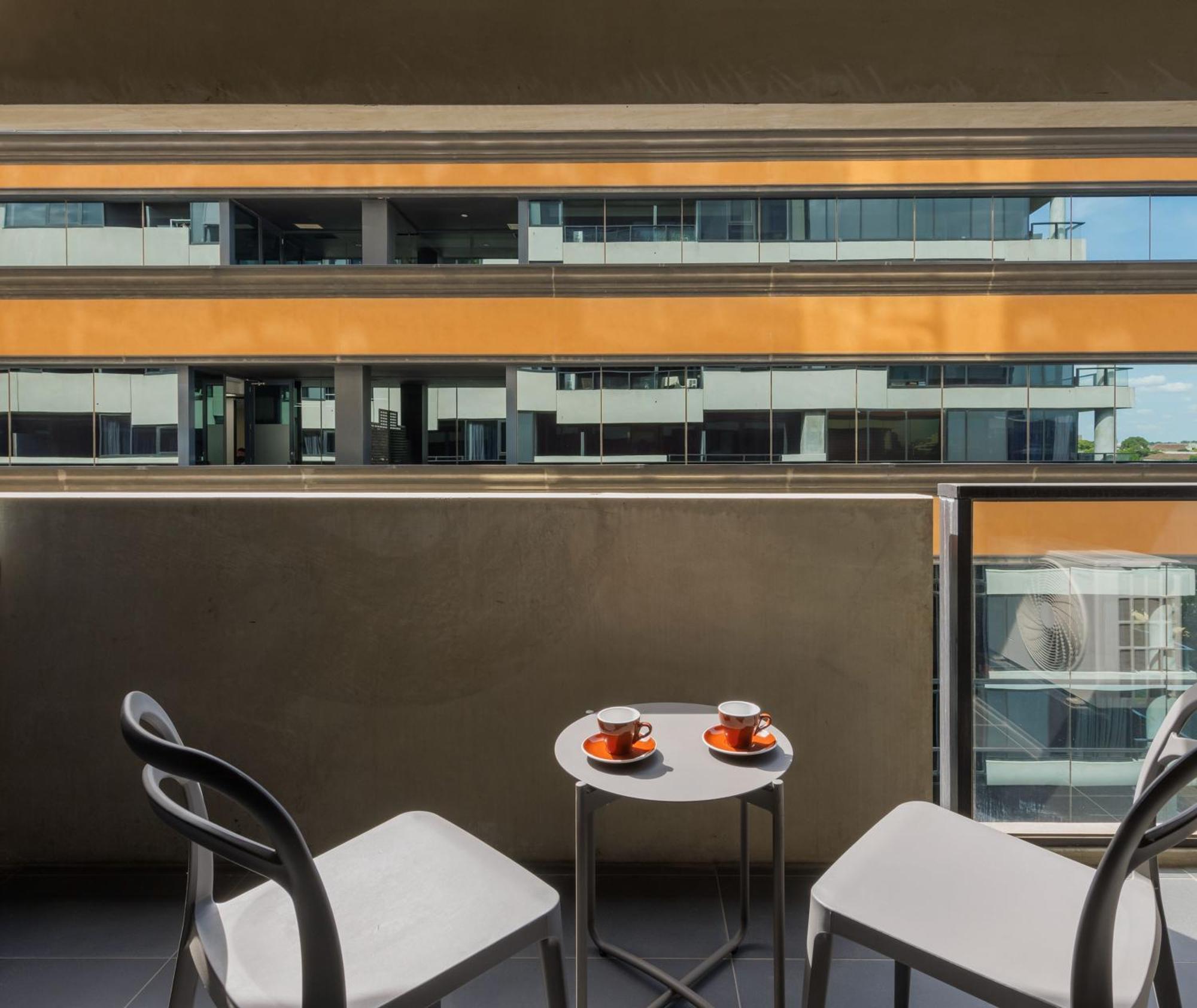 Oaks Melbourne St Kilda Road Hotel Bagian luar foto