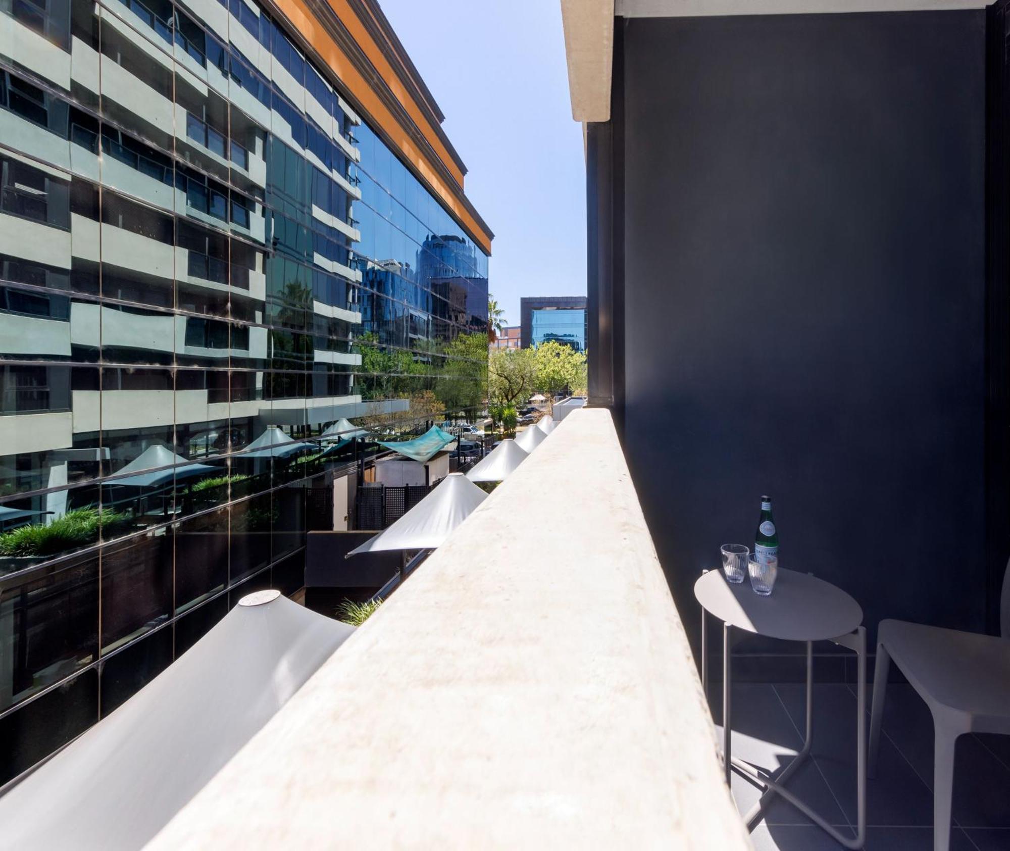 Oaks Melbourne St Kilda Road Hotel Bagian luar foto